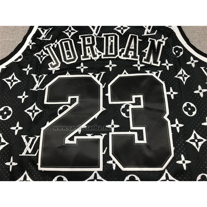 Camiseta Chicago Bulls x LV Michael Jordan #23 Mitchel & Ness 1997-98 Negro